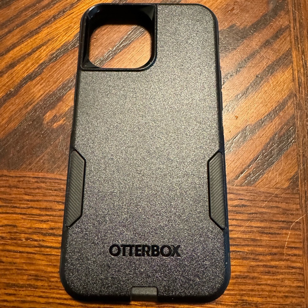 Otterbox Case for 12 promax